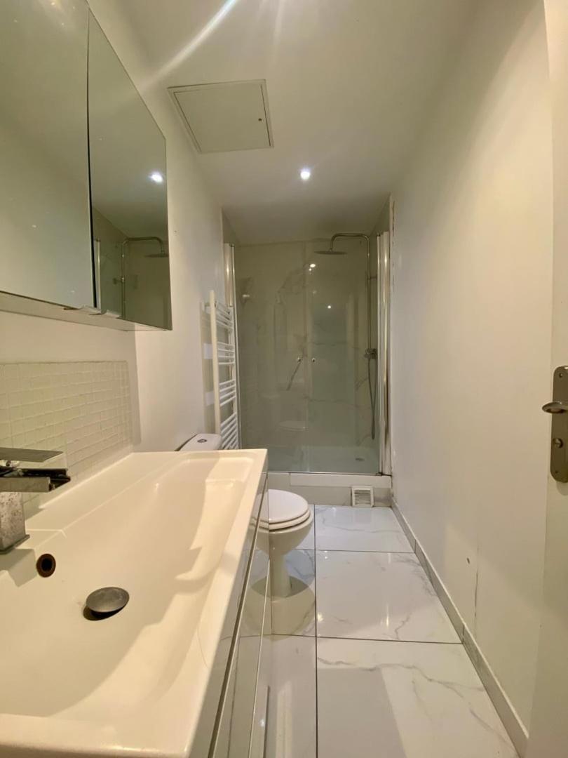 Appartement Familial Proche Saint-Lazarre - 6P Paris Eksteriør bilde
